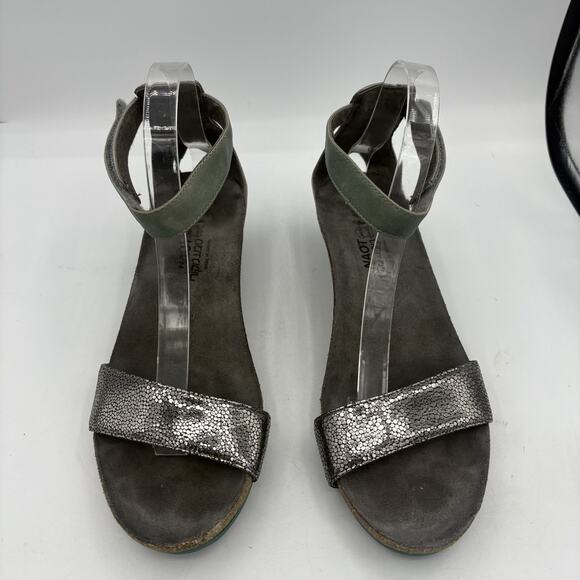 Naot Sandals Womens‎ Size 9 EU 40 Pixie Silver Green Leather Ankle Strap Wedge - Picture 3 of 9